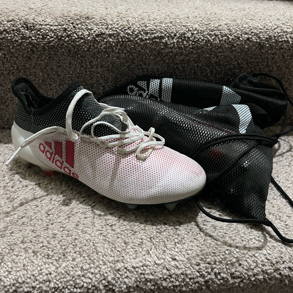 Adidas mens size 8 metal cleats